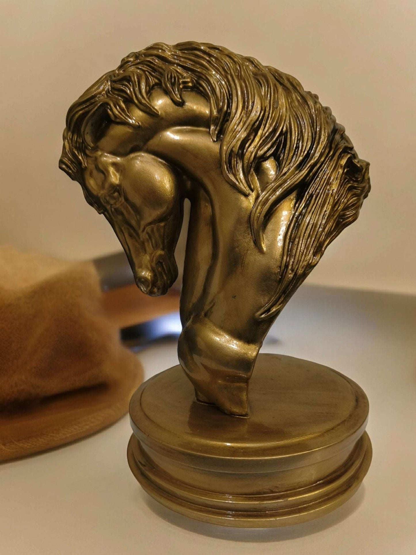 Big Horse Statue - Modern Abstract Home Décor.