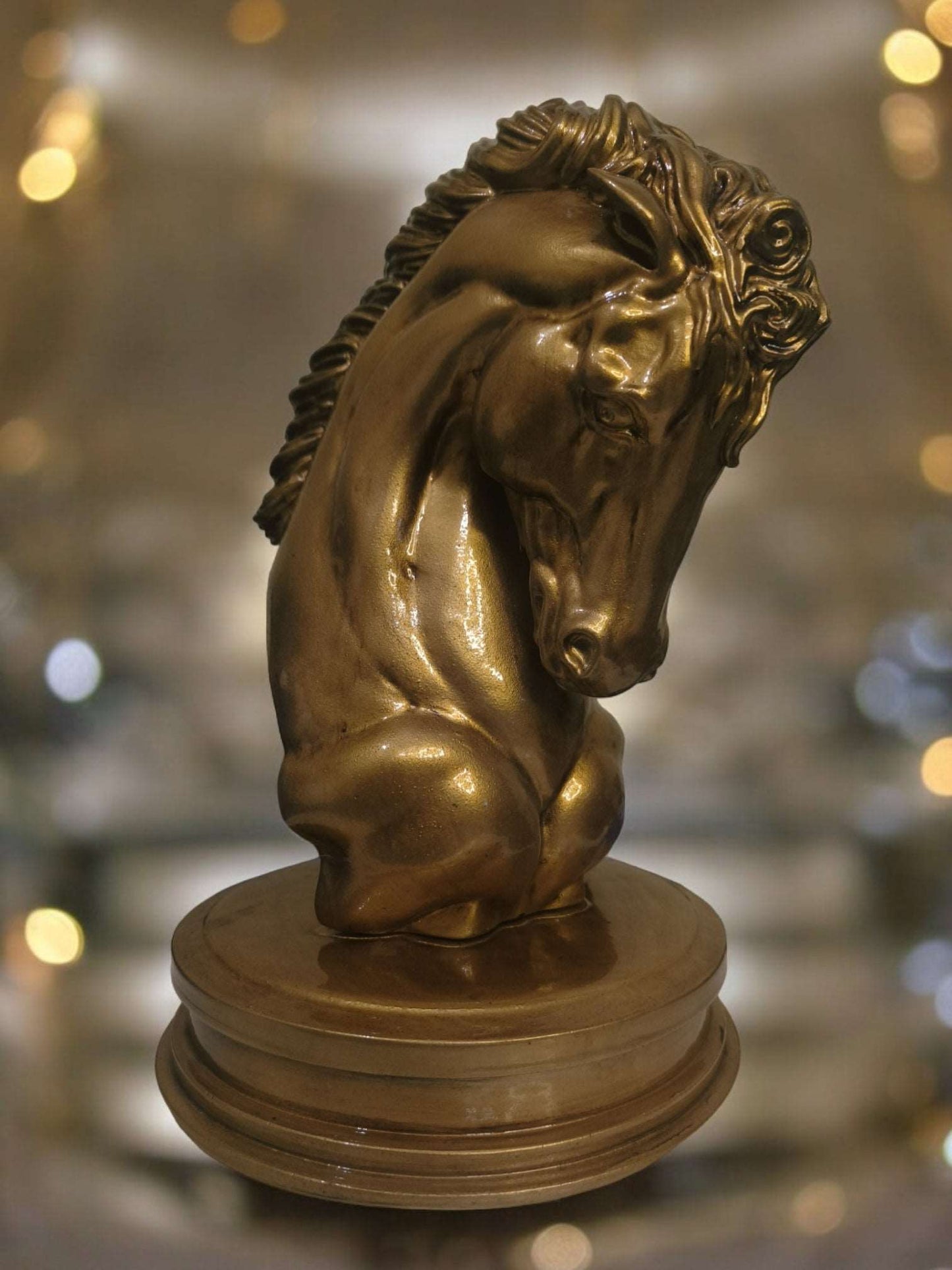 Big Horse Statue - Modern Abstract Home Décor.
