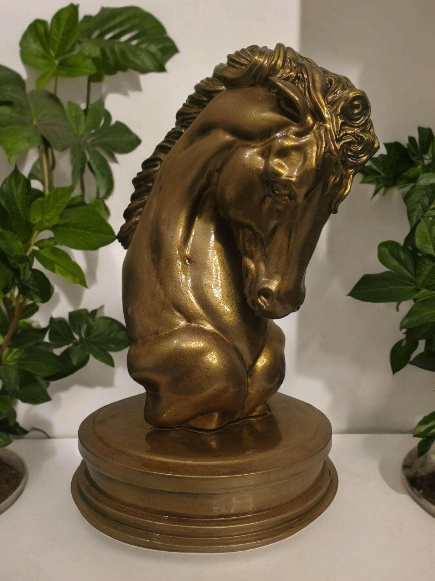 Big Horse Statue - Modern Abstract Home Décor.