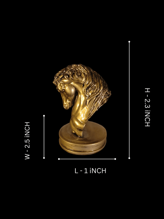 Horse Head Statue - Elegant Equestrian Decor.
