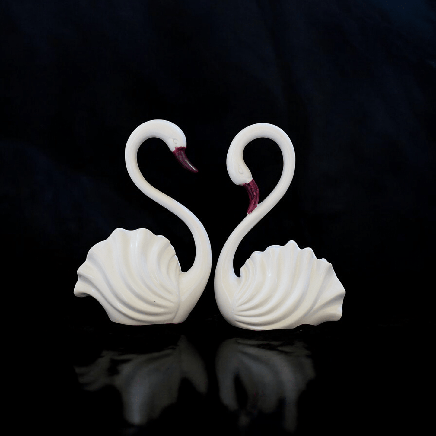 Swan Pair for interior Decor: A Serenade of Love and Elegance - Fabzie - Home Decor Elegance