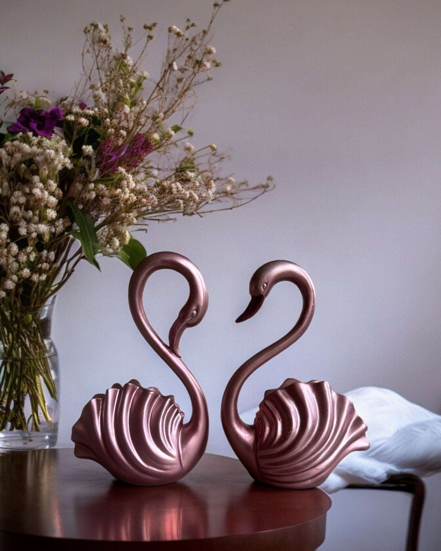 Swan Pair for interior Decor: A Serenade of Love and Elegance - Fabzie - Home Decor Elegance
