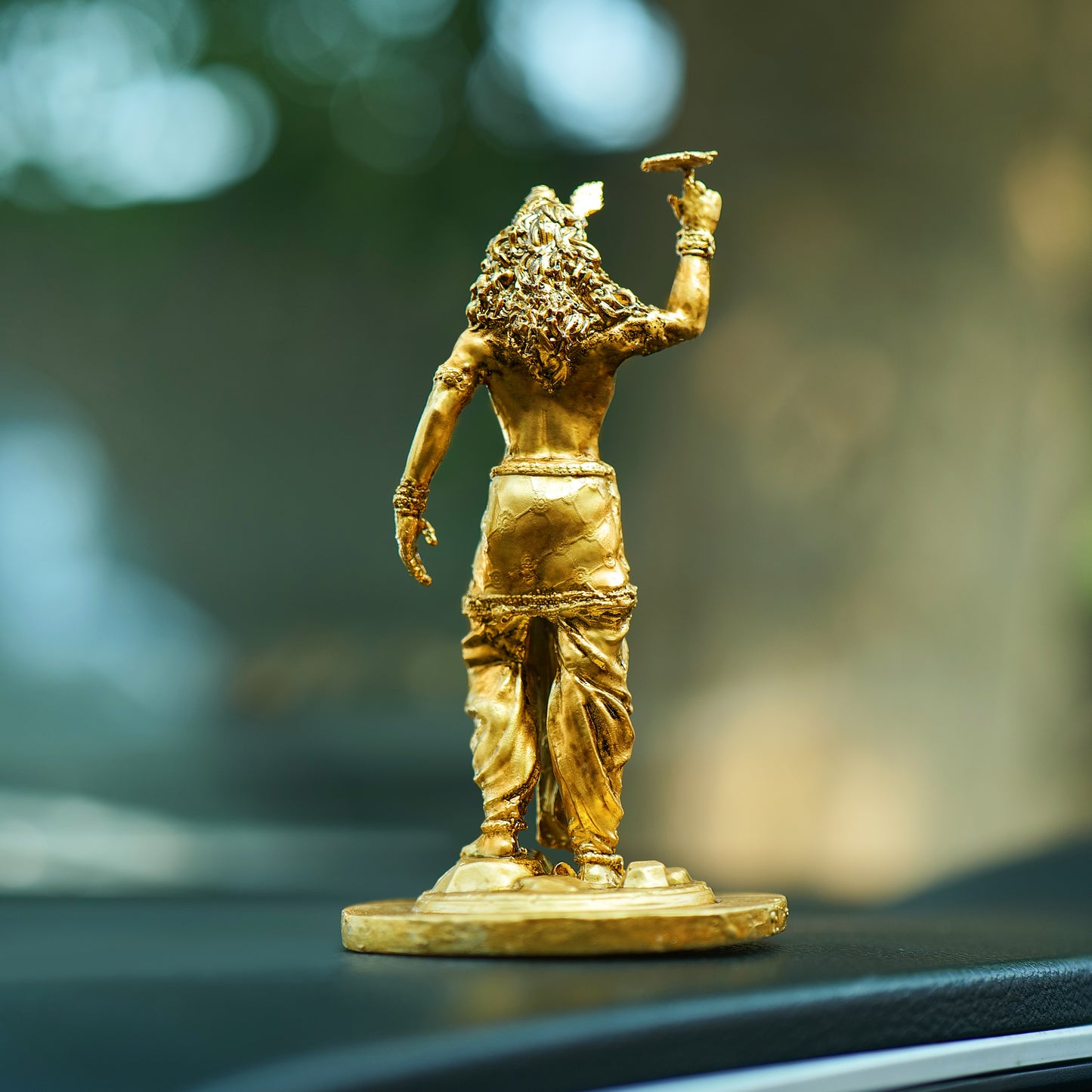 Shree Krishna Ji Chakra Murti for Car Dashboard – Divine Protection & Positive Energy.
