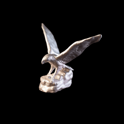 Eagle decor for your car dashboard - Symbol of Strength and Freedom - Fabzie - Home Decor Elegance