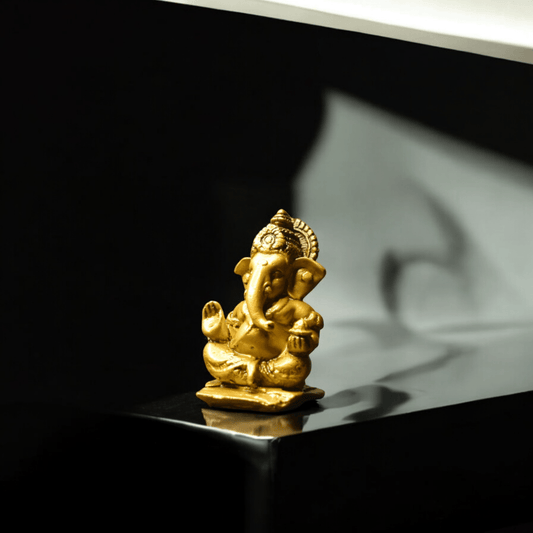 Ganesh ji Murti for Office Decors.