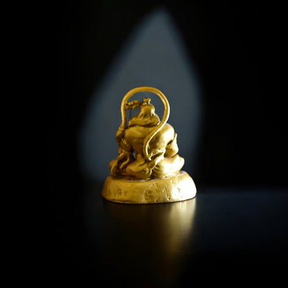 Meditating Hanuman ji Murti for car dashboard - Spiritual Hindu Décor - Fabzie - Home Decor Elegance