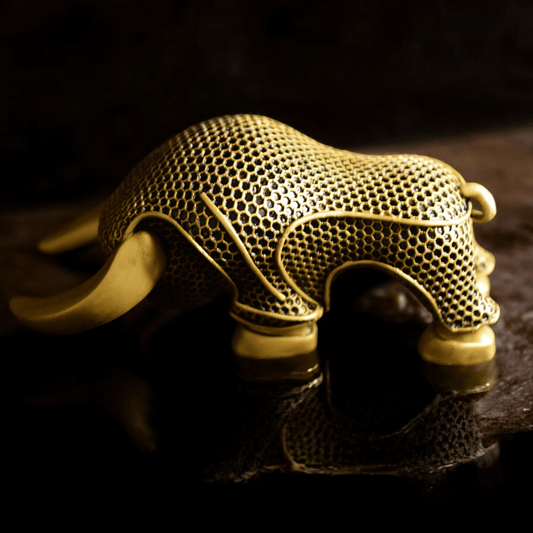 Bull Geometrical Sculpture – Symbol of Strength, Prosperity, and Ambition.
