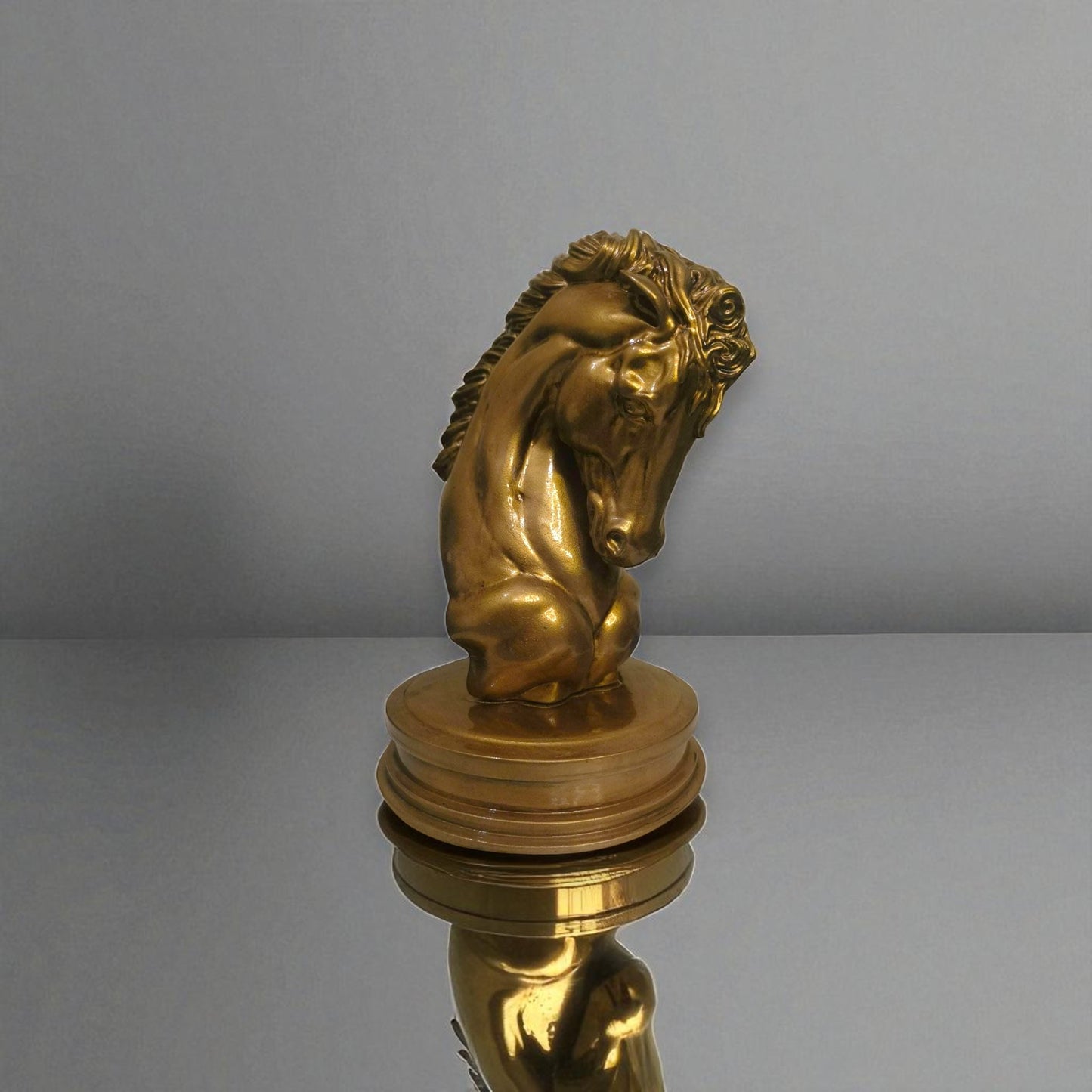 Horse Head Statue - Elegant Equestrian Decor - Fabzie - Home Decor Elegance