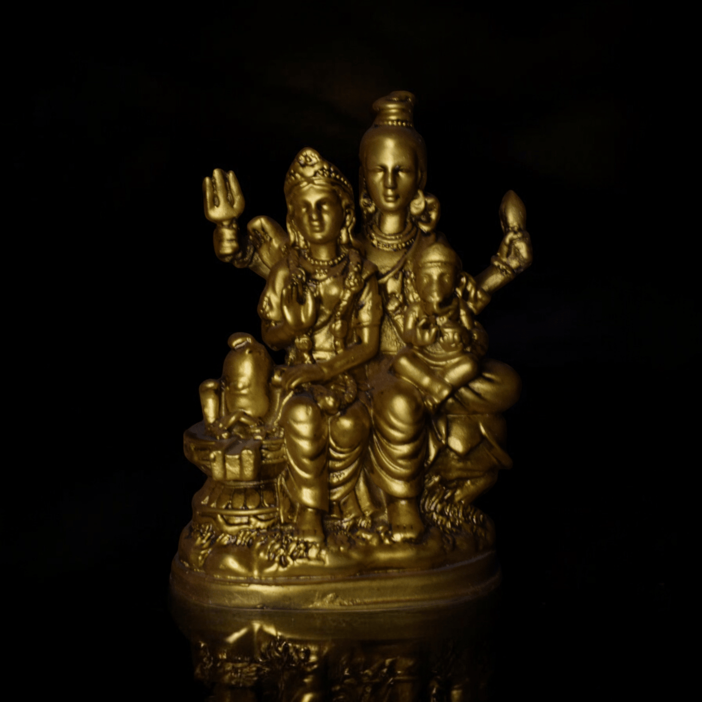 Shiva Praivar Murti : Divine Harmony and Sacred Bond - Fabzie - Home Decor Elegance