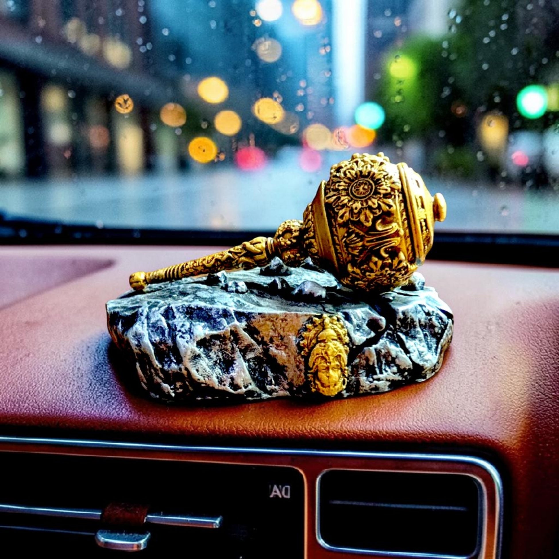 Hanuman Gada Idol for Home & Car Dashboard – Strength, Devotion & Vastu Energy (Copy) - Fabzie - Home Decor Elegance