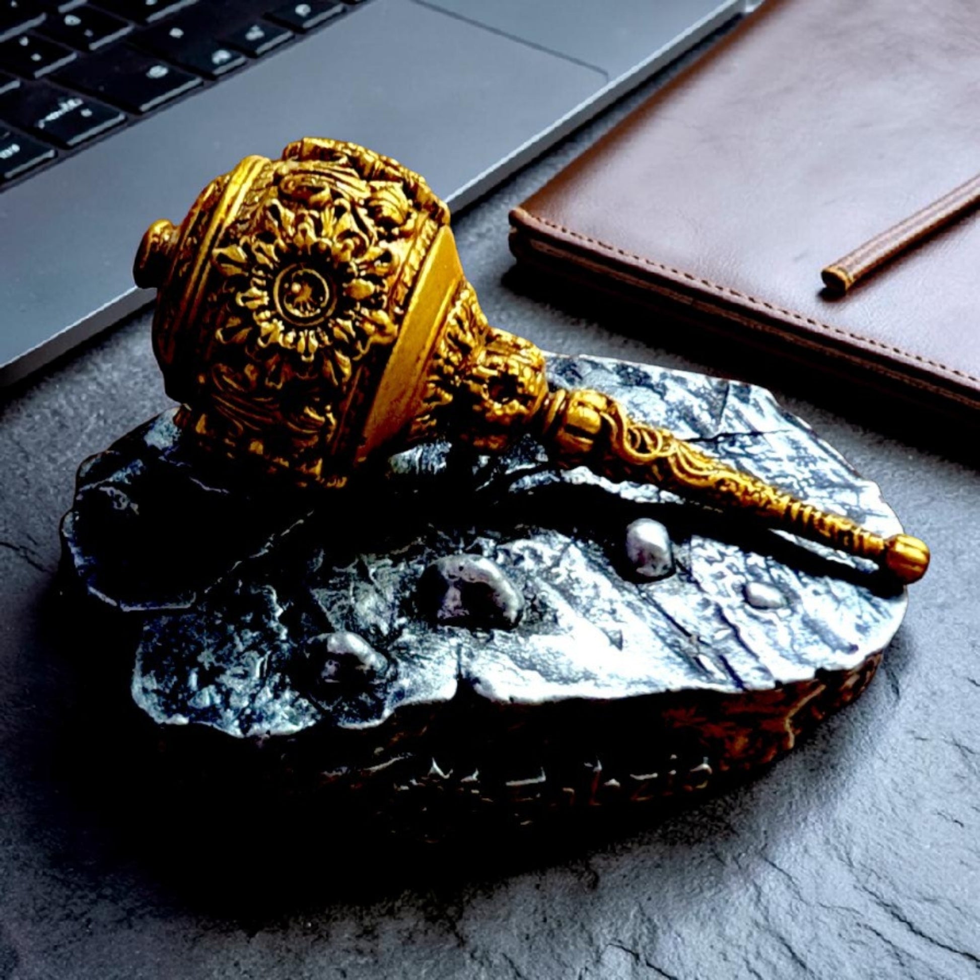 Hanuman Gada Idol for Home & Car Dashboard – Strength, Devotion & Vastu Energy (Copy) - Fabzie - Home Decor Elegance