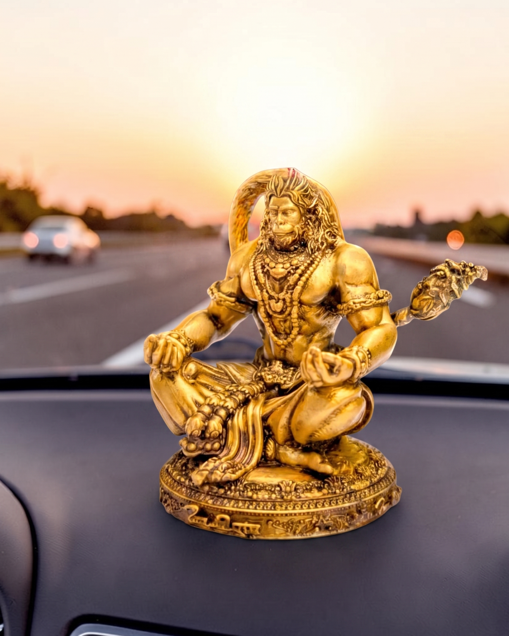 Meditative Hanuman Idol for Car Dashboard & Home – Divine Protection & Positive Energy Decor - Fabzie - Home Decor Elegance
