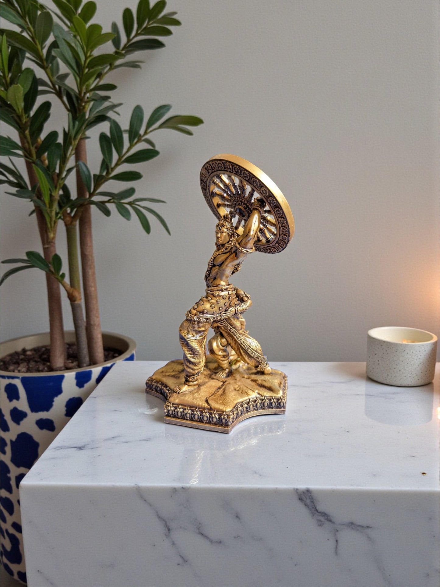 Krishna’s Divine Fury – When God Broke His Oath for His Devotee’s Vow for Home - Fabzie - Home Decor Elegance