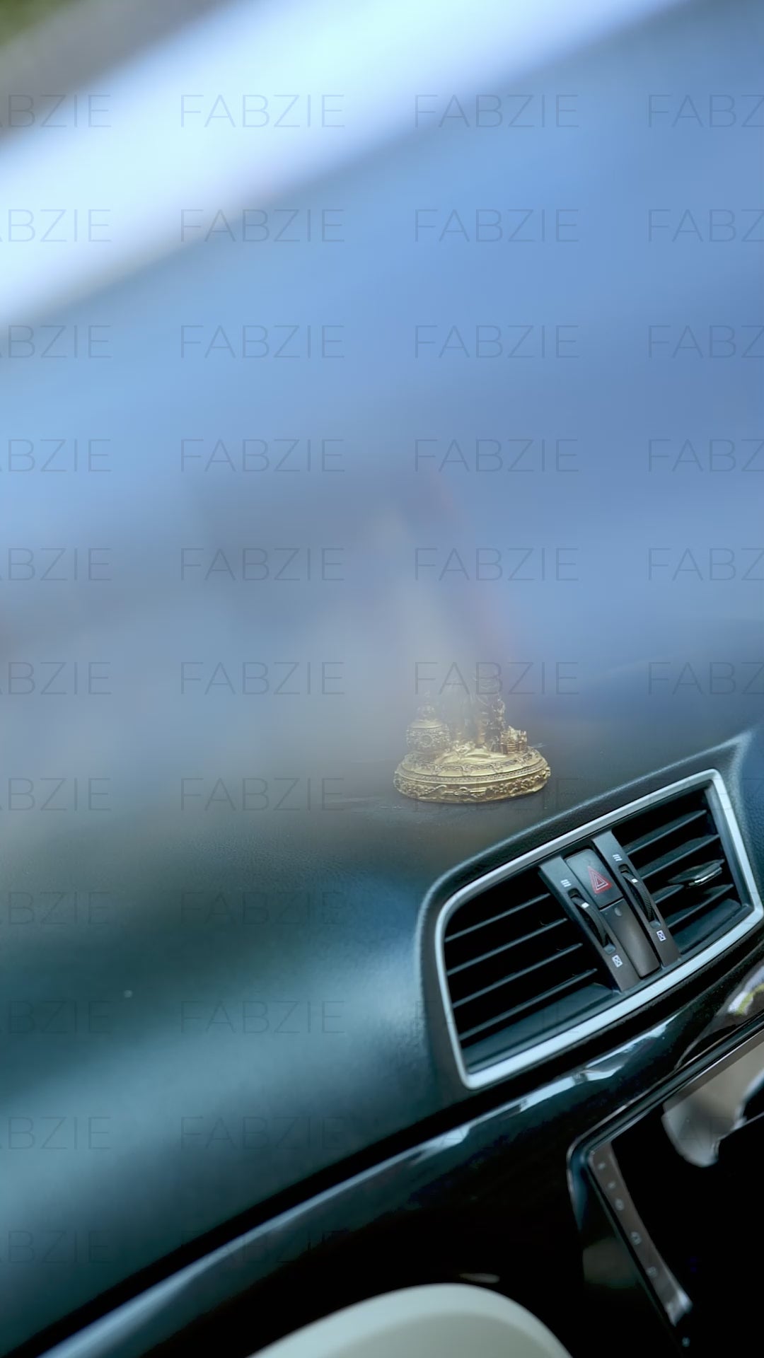 Hanuman Ji Lanka Dahan Car Dashboard Murti - Divine Protection & Energy".